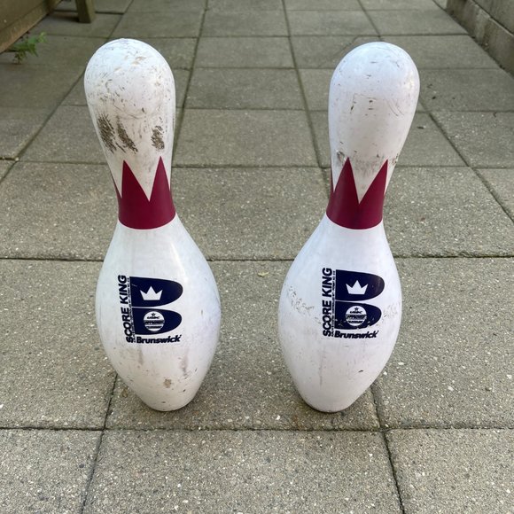 Set Of 2 Vintage Real Used Bowling Pins Decor Bookends Projects - Picture 2 of 8